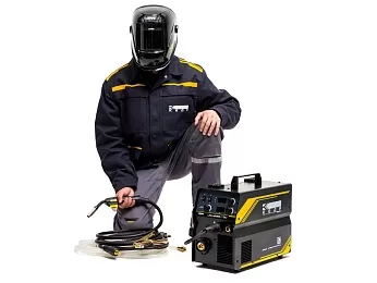 Полуавтомат КЕДР UltraMIG-180 (220В, 30-180А) Полуавтомат КЕДР UltraMIG-180 (220В, 30-180А)