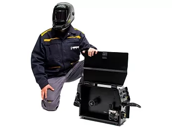 Полуавтомат КЕДР UltraMIG-220 (220В, 30-220А) Полуавтомат КЕДР UltraMIG-220 (220В, 30-220А)