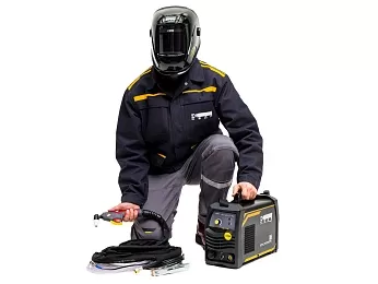 Полуавтомат КЕДР UltraMIG-160 (220В, 30-160А) Полуавтомат КЕДР UltraMIG-160 (220В, 30-160А)